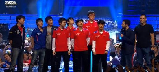 夏季常规赛收官首战 RNG对阵LGD谁能带走胜利