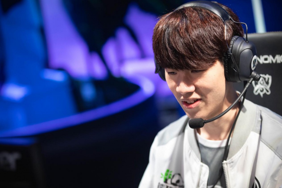 丹麦狙神重回巅峰，device斩获IEM秋季赛欧洲区MVP奖章