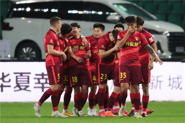 降级区遇欧冠区！圣保利主场死守，莱比锡客场止颓抢分